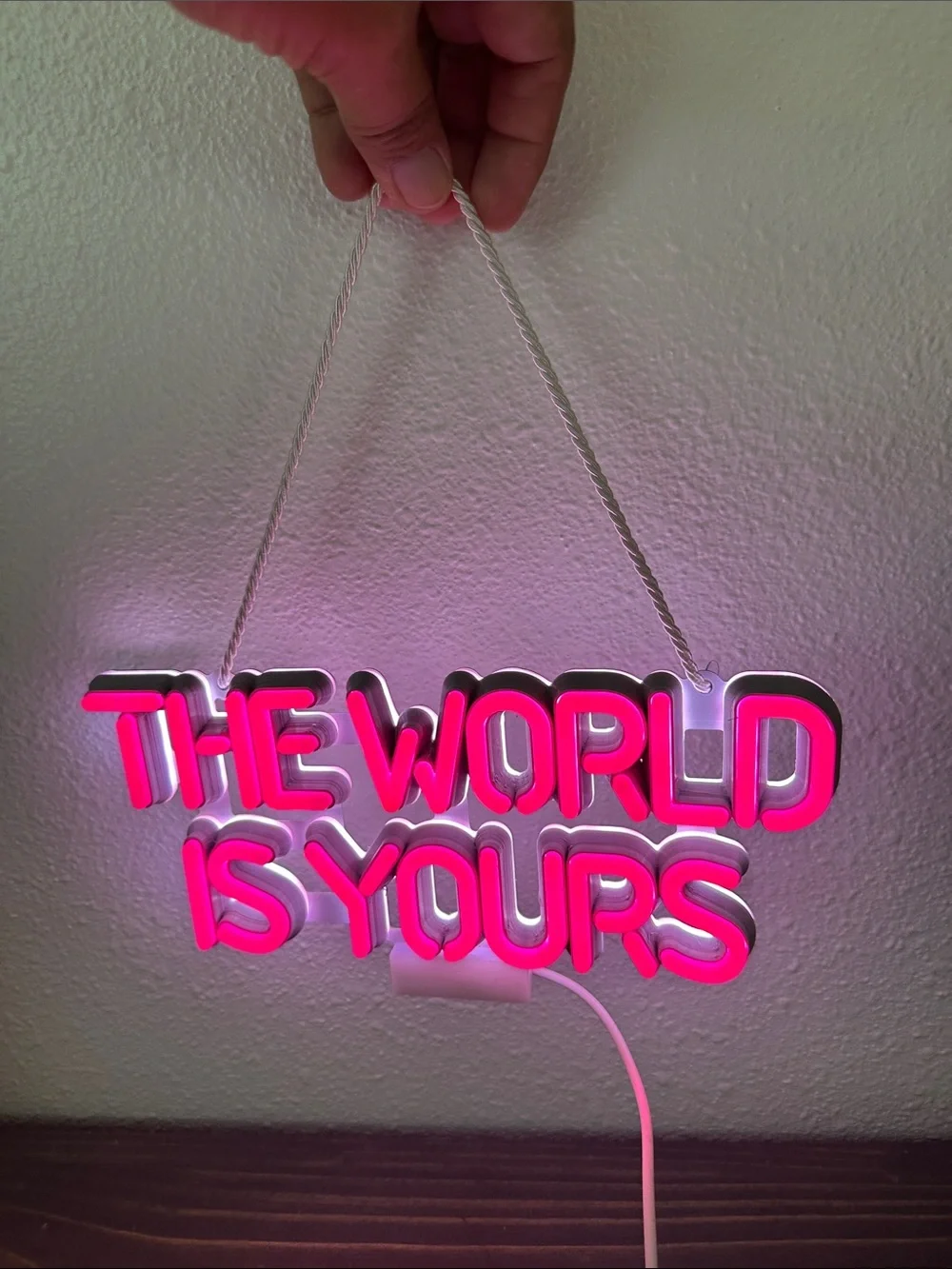 N/A bright pink